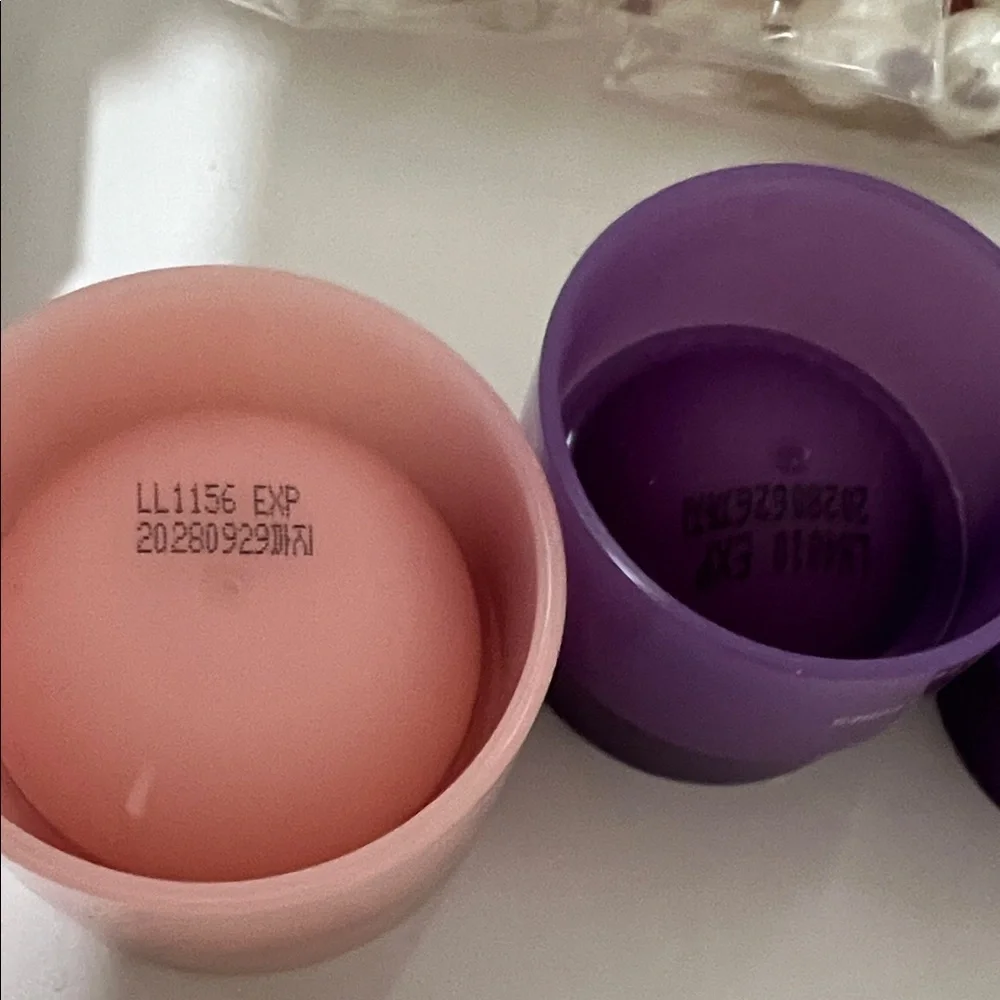 LANEIGE Donut lip serum , Hydrating Lip Mask & Bouncy sleeping mask w/keychains - Picture 6 of 6
